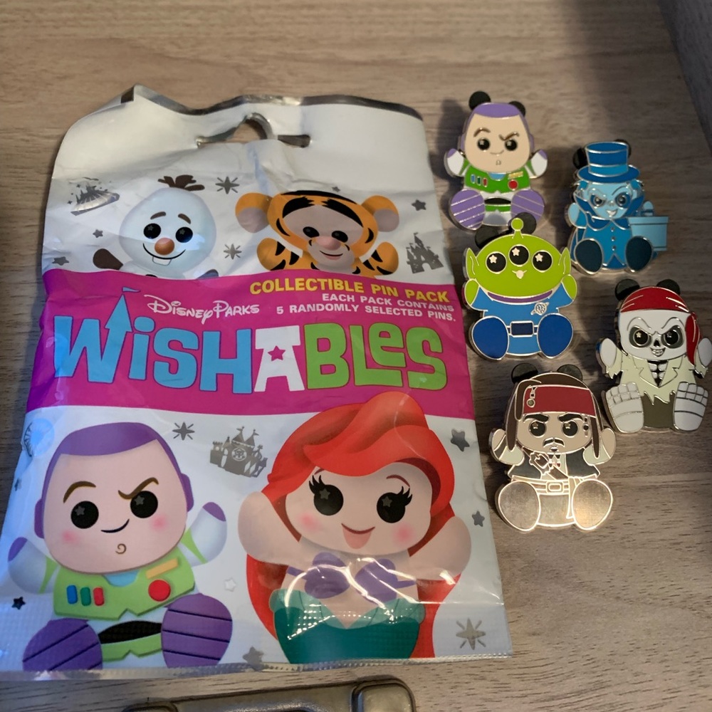 Wishables Collectible Pin Pack